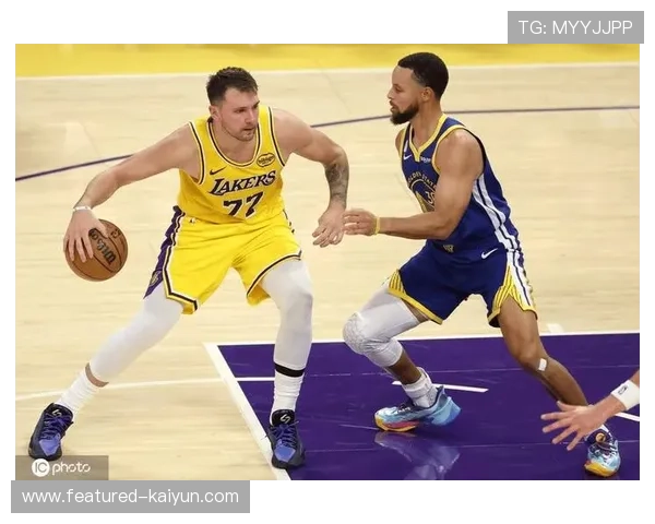 东契奇与巴特勒新东家首秀揭幕战巅峰对决点燃新赛季激情